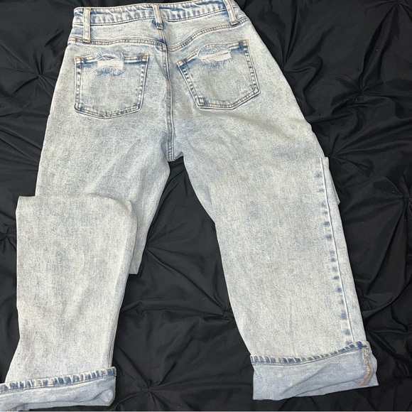 Light Wash Acid Ripped Jeans - Picture 4 of 4